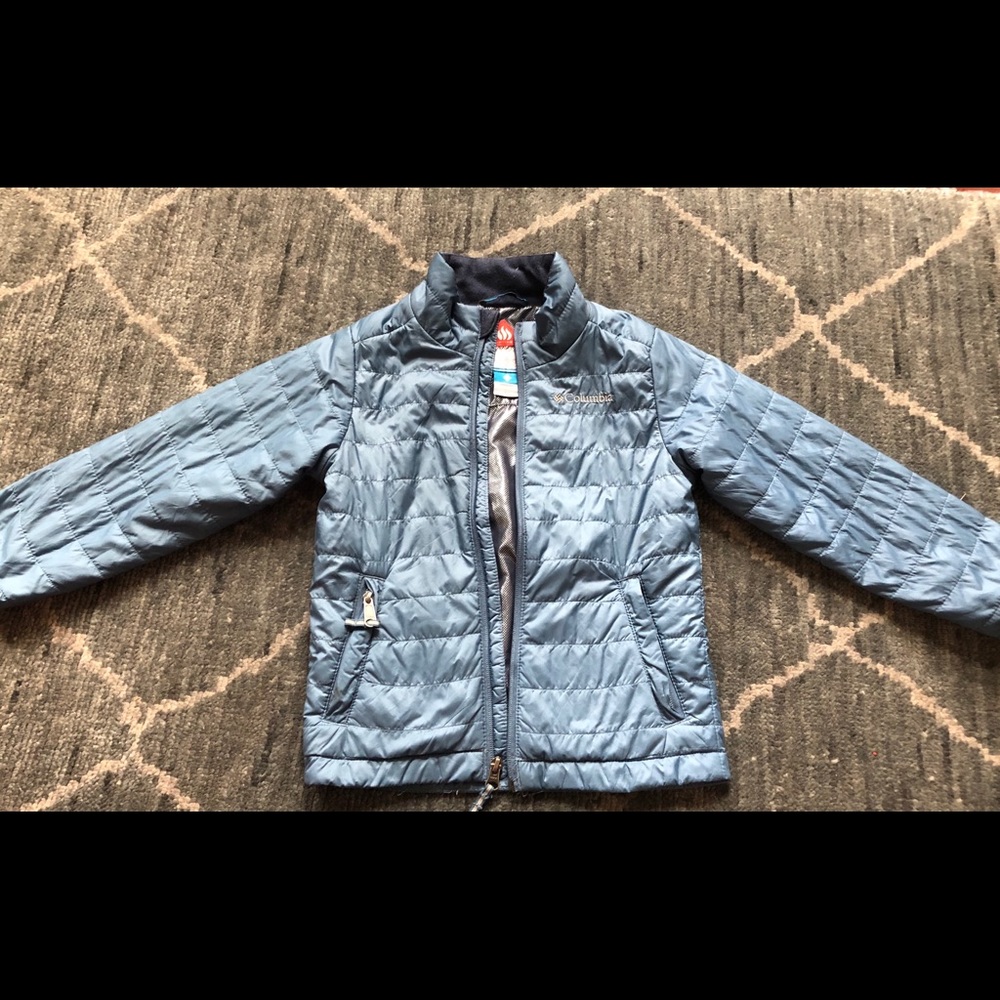Boys Columbia light weight jacket size xs  (5-6)